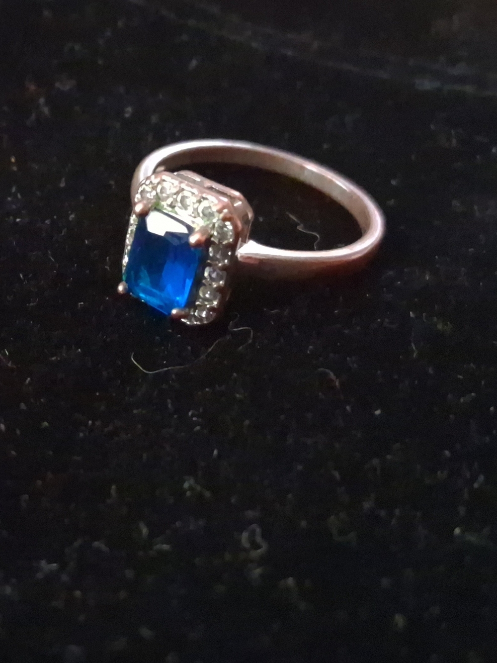 Source Unknown Royal Blue Halo Ring with Clear Accents